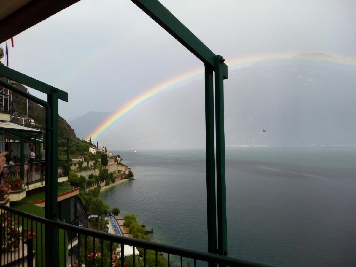 Hotel Astor Limone sul Garda Luaran gambar
