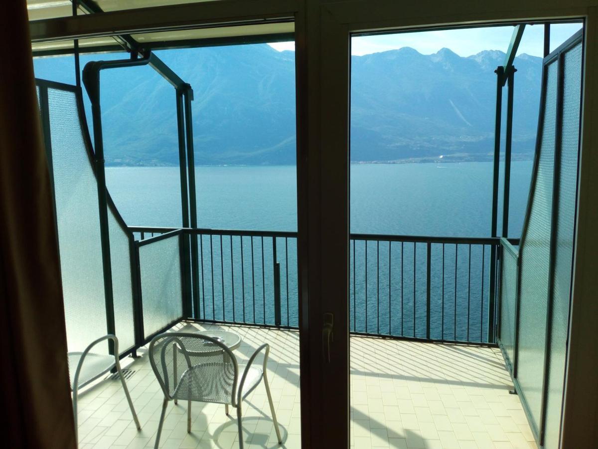 Hotel Astor Limone sul Garda Luaran gambar