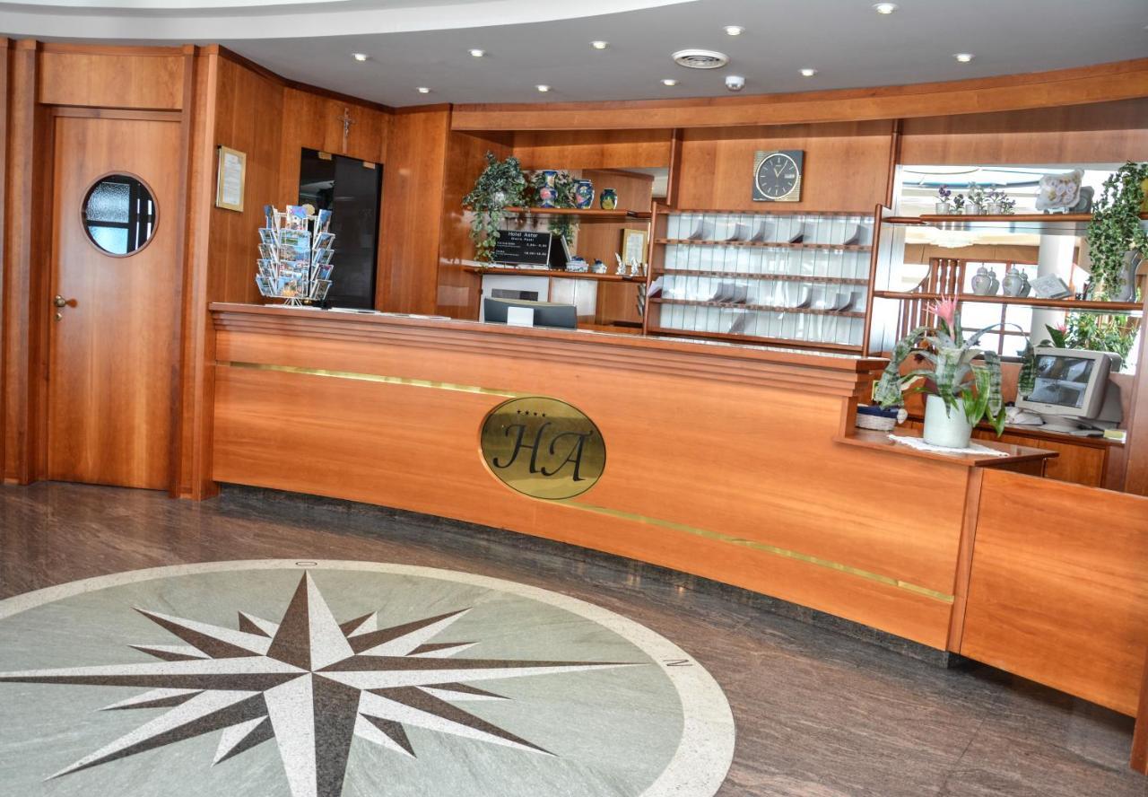 Hotel Astor Limone sul Garda Luaran gambar