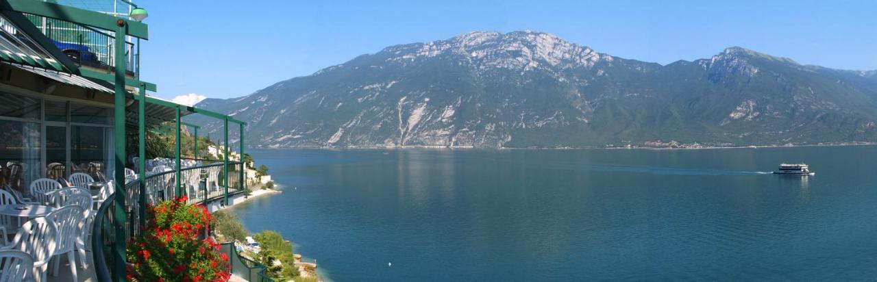 Hotel Astor Limone sul Garda Luaran gambar